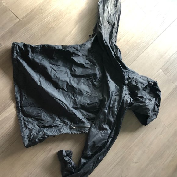 MEC Gore-Tex Flash Cloud Women's Raincoat - Picture 8 of 17